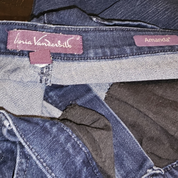 Jeans, 18W, Gloria Vanderbilt - Picture 2 of 2